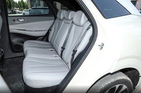 BYD Sealion 06 EV